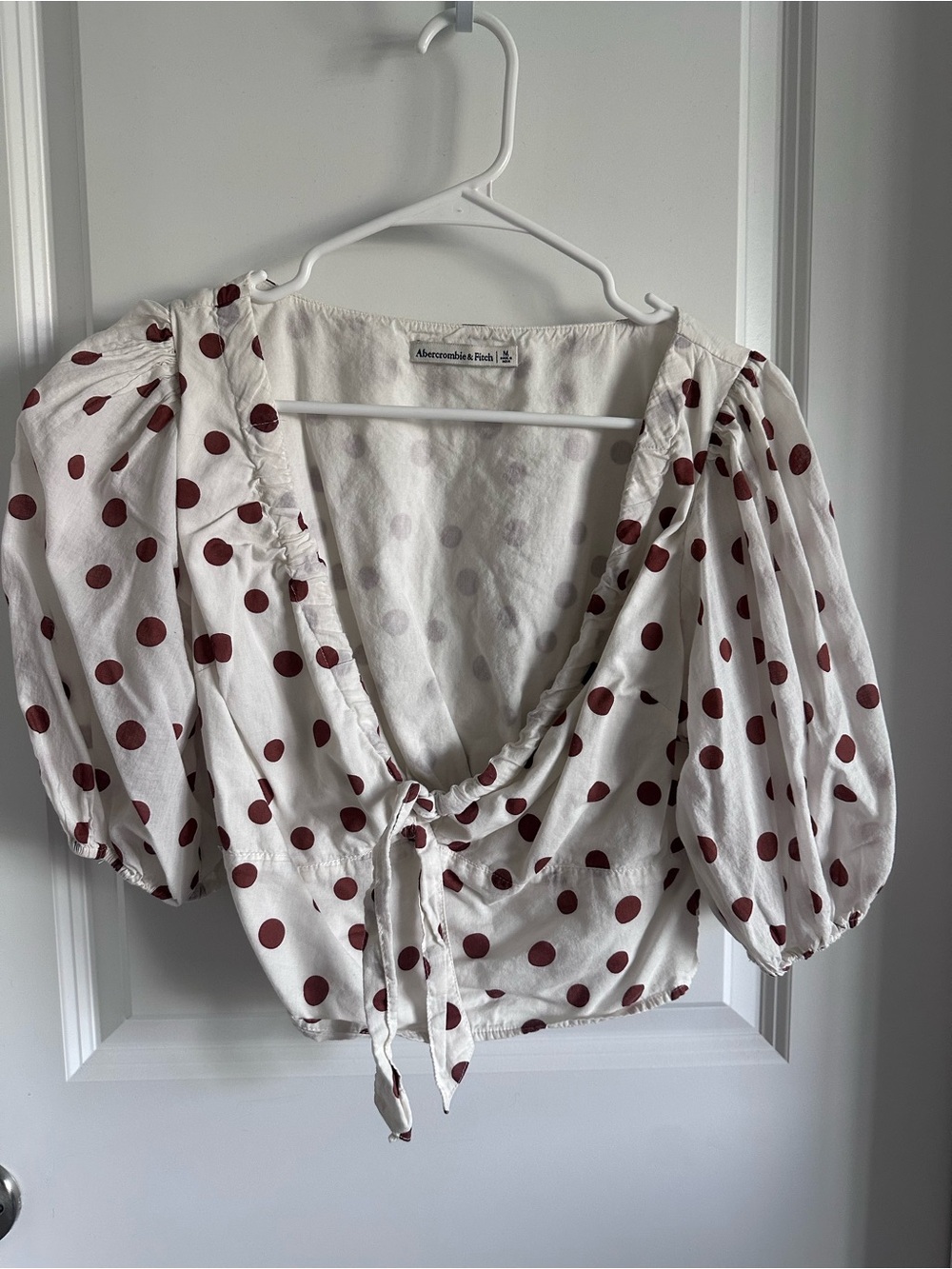 Abercrombie & Fitch White Crop Top with Red Polka Dots and Tie Front